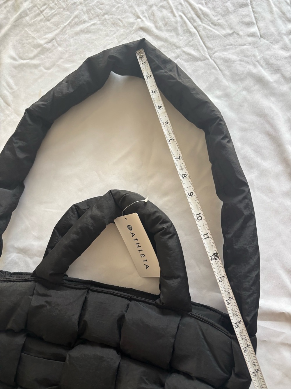 Athleta Quilted Puffer Tote in Black New With Tags - Picture 8 of 8